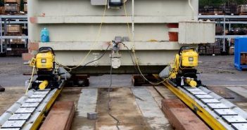 New skidding system moves heavy loads in tight spaces